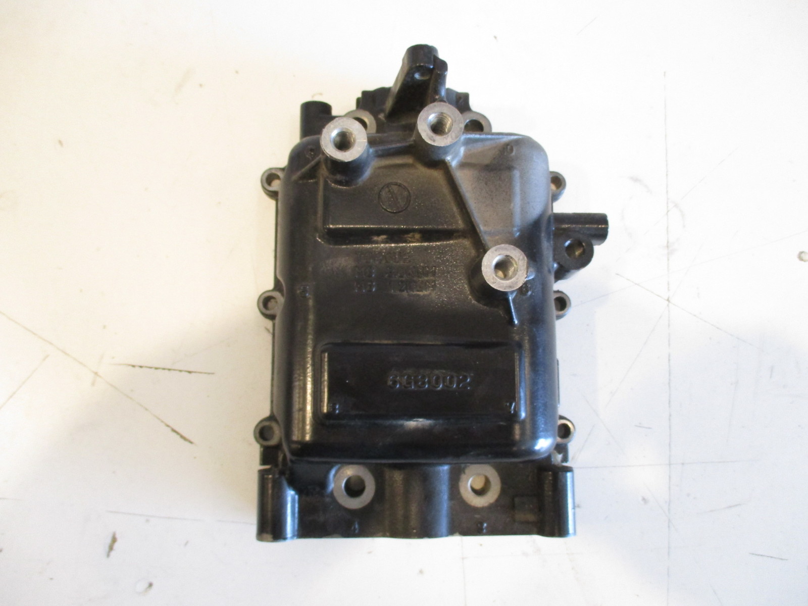 825688A1 Mercury Mariner Outboard 9.9/10 HP 4 Stk Crankcase Cover 1996