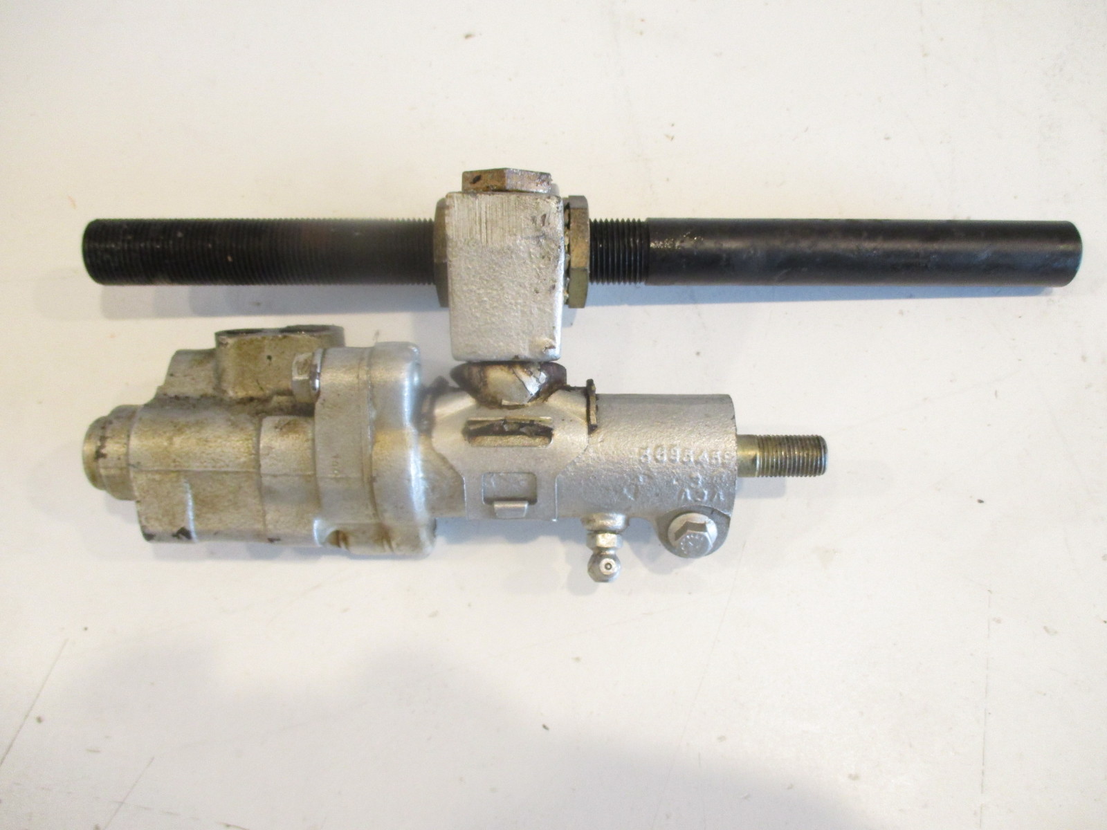 983732 OMC Chevy V8 5.0 5.7 Stringer Stern Drive Power Steering