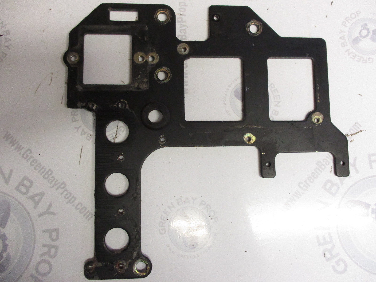 8172685 Mercury Force Outboard 70 90 Hp 3 Cyl Ignition Mounting Plate Bracket