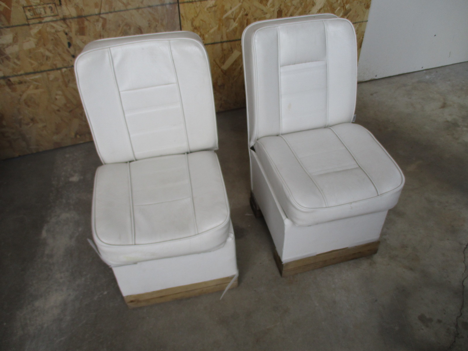 Vintage Marine Boat Rear Seat Set (2) White 28" tall x 14.5" wide Green Bay Propeller & Marine