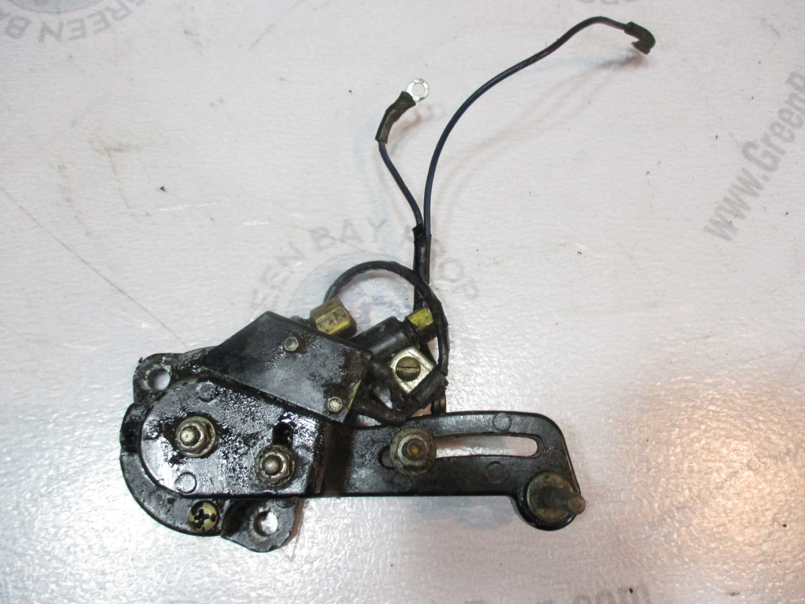 48165A5 Mercruiser Marine Boat Stern Drive Reverse Lock Valve & Switch