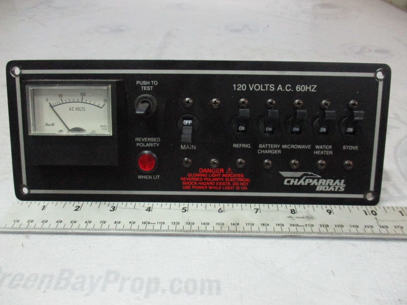 2000 Chaparral Signature 240 Marine Boat Breaker Panel 120V 60HZ AC