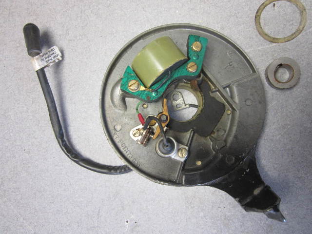 582957 Johnson OMC 1.2-2 Hp Outboard Armature Plate & Coil 1975-90