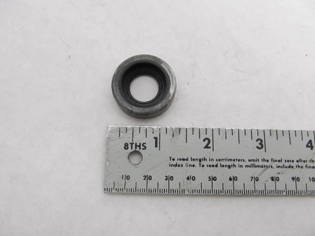 333778 0333778 OMC Oil Retainer Seal Evinrude Johnson 40-55 HP