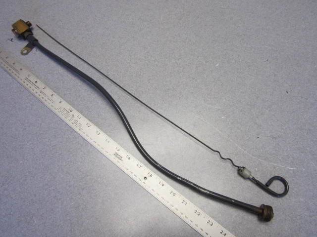 381776 985989 1989 OMC Cobra Oil Drain Tube & Dipstick