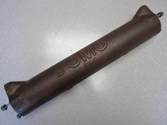384765 980629 OMC V8 Chevy Exhaust Manifold Port or STBD
