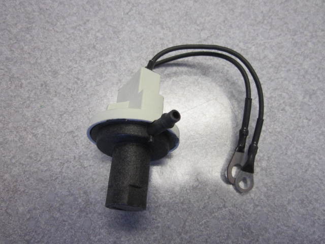 Evinrude/Johnson/OMC Vacuum Switch 395208