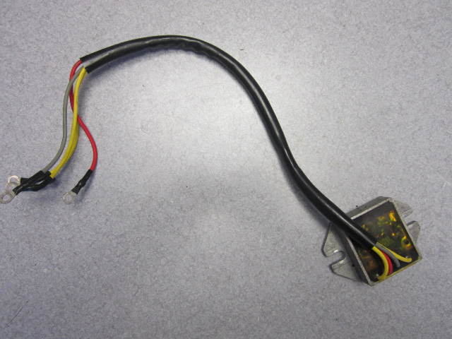 Force 120 Hp 4 Cyl Voltage Rectifier Regulator 815279T 5