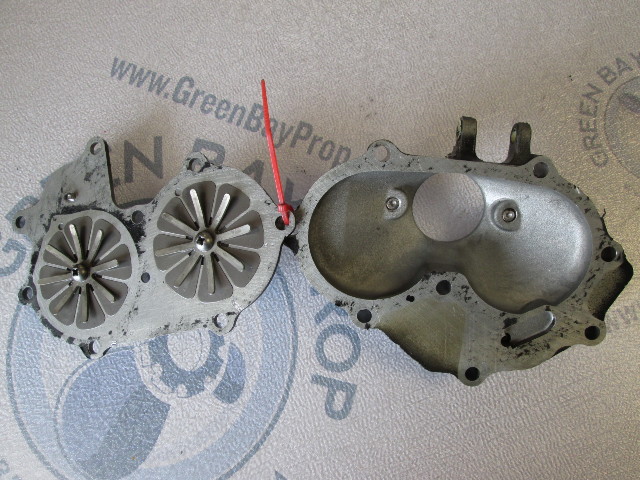 0396790 0324318 Intake Manifold & Leaf Plate Evinrude Johnson 20 25 30 Hp