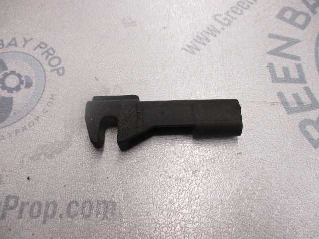 0984016 OMC Cobra 2.3-7.5L Stern Drive Gimbal Shift Cable Guide