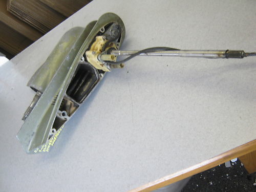 1972 Johnson Evinrude Outboard 100 HP V4 Lower Unit Gear Case