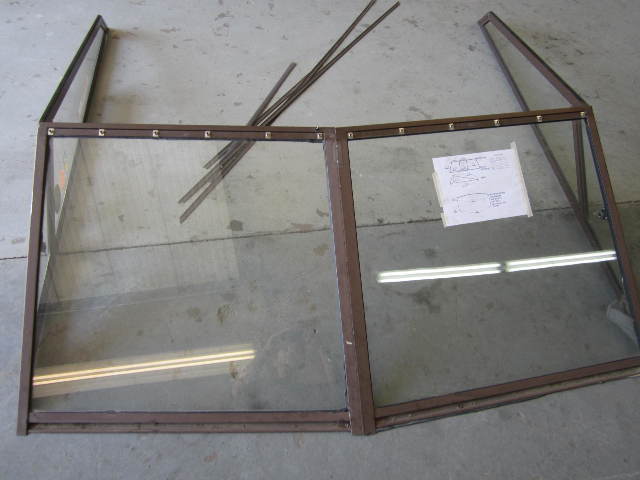 1981 Cruisers Sea Devil 22V Boat Windshield 73 x 78