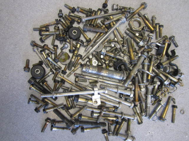 1985 Evinrude 115 Hp Outboard Screws, Nuts Bolts, Washers, Hardware