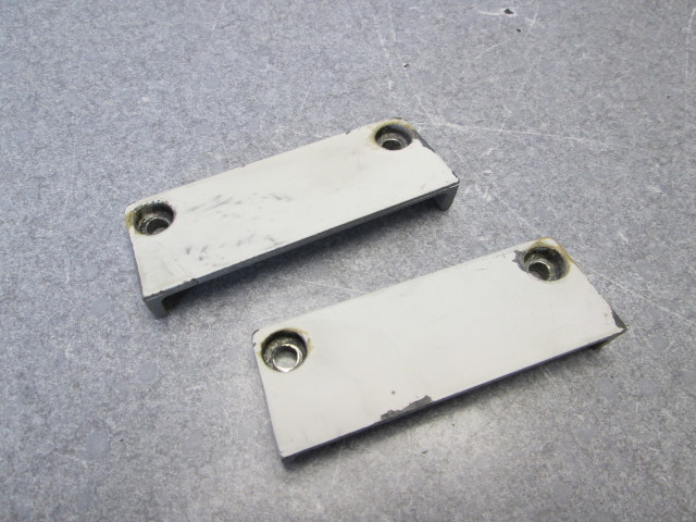 316055 OMC Evinrude Johnson Outboard 35-60 HP White Yoke Mount Bracket Cover