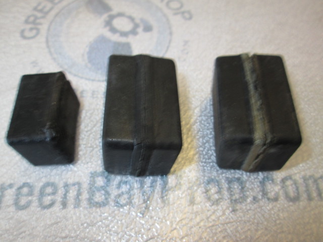318994, 318997 9.9 10 15 Hp Evinrude Johnson Lower Thrust and Lateral Mount