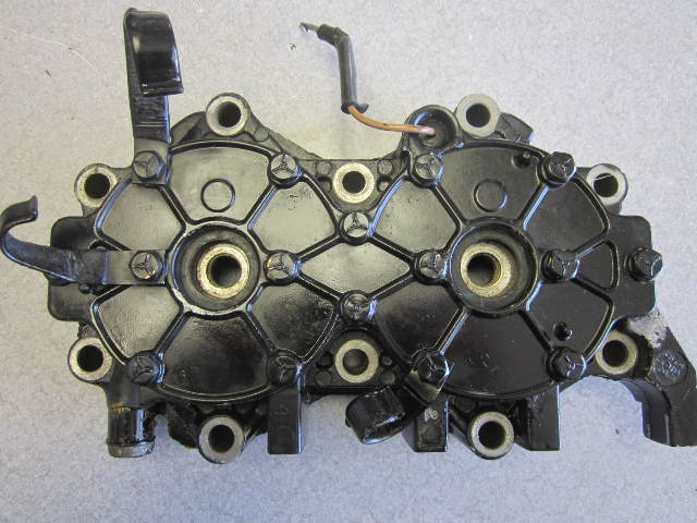 326502 OMC Evinrude Johnson 90 115 140 V4 Port Side Cylinder Head