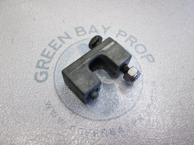 3850266 Volvo SX & OMC Cobra 3.0-8.1L Throttle Cable Anchor