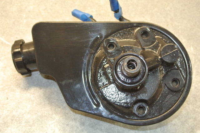 3884974 3860871 Volvo Power Steering Pump 4.3 5.0 5.7 8.1