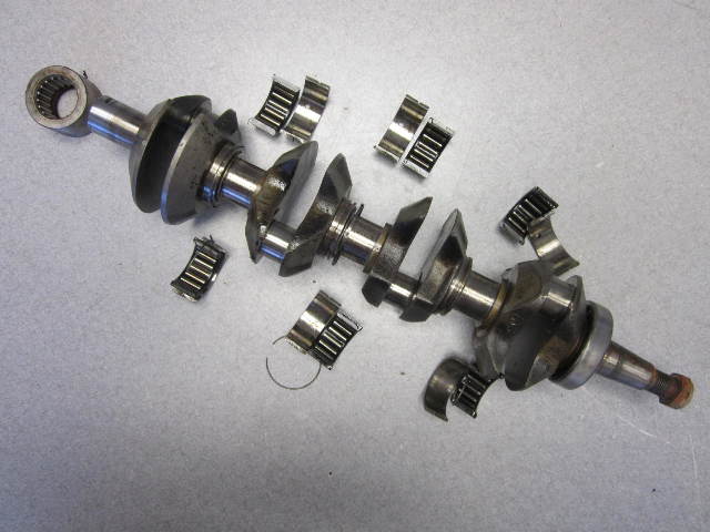 400-819448 A9 Crank Shaft 120 HP 1990 1991 Force L-Drive & Bearings