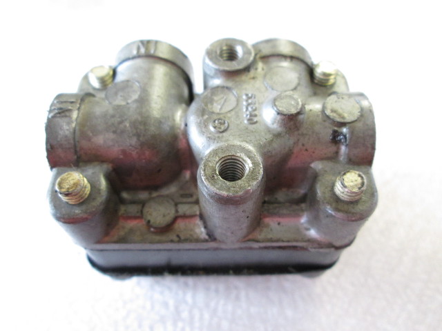 53545 53241 53238A 53240 3 Fuel Pump for 7.5 75 9.8 110 Hp Outboard