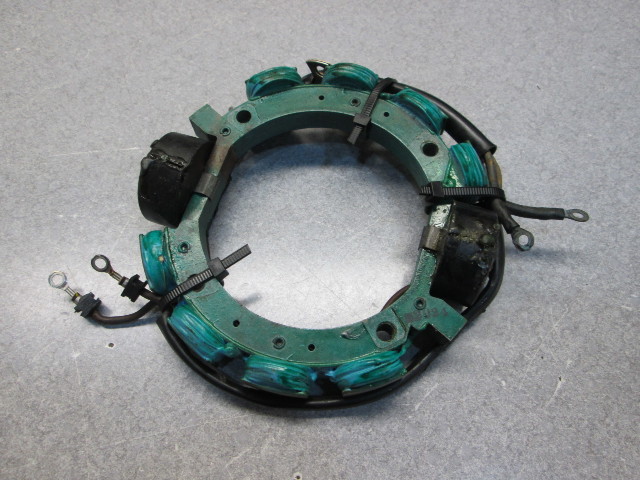 581046 Stator Assembly for Evinrude Johnson Outboard 85-135 Hp 1973-77