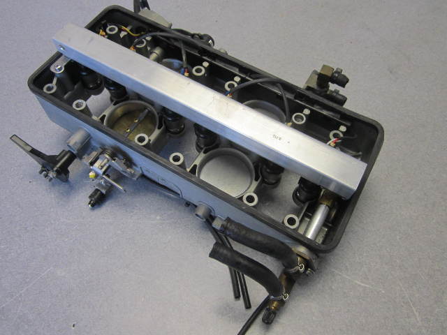 827699 1 Mercury Outboard 225 250 Hp V6 3.0L 2 Shutter Throttle Body Fuel Management