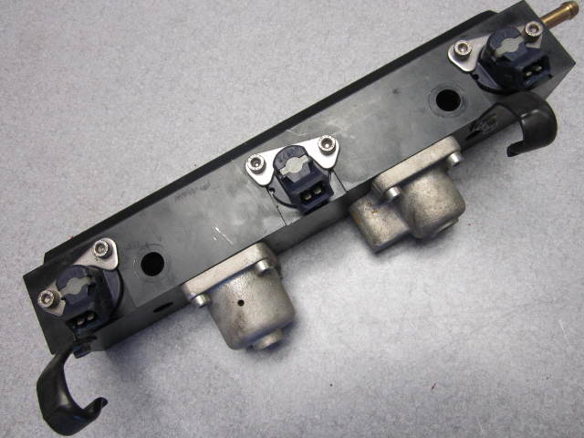 852378T 5 Mercury Optimax 150 135 HP Outboard Port Fuel Rail