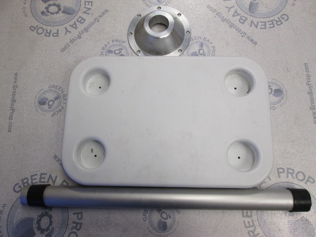 900998 Boat Tabletop with Pedestal