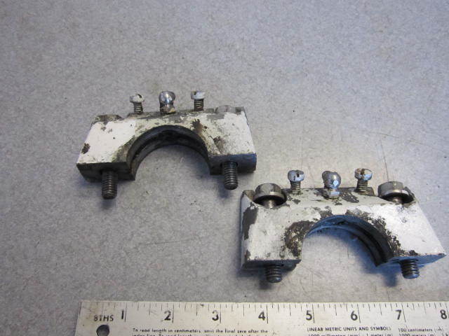 908578 908828 OMC Stringer Pivot Cap Stern Drive Hinge Mount