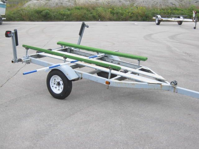 Bunk Boat Trailer for 15 16 17 Foot Boats With Guides & Tilt