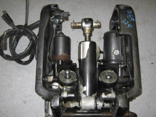 Evinrude Johnson V4 V6 Power Trim Tilt Unit 1980-1994