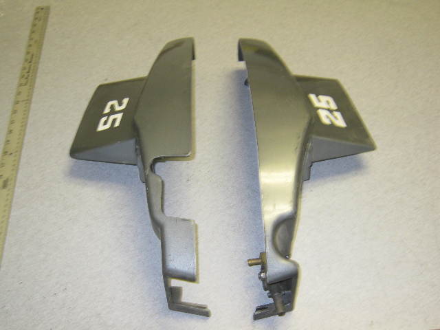 Mariner Outboard 25 HP Lower Boat Cowling Cover Engine Pan