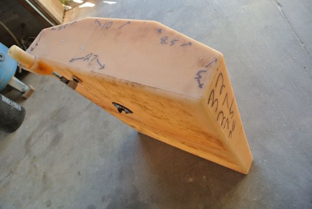 Plastic Boat Gas Tank 30 Gallon ?? 32 x 27 8 inch
