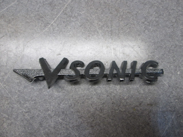 Vintage 1977 Mark Twain Boat Vsonic V Sonic Chrome Emblem Logo