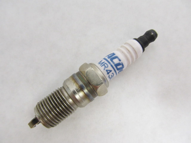 MR43LTS 5614210 AC-DELCO Marine Engine Spark Plug