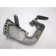 0394163 329910 OMC Evinrude Johnson 4-8 Hp Starboard Stern Bracket 1990 394163