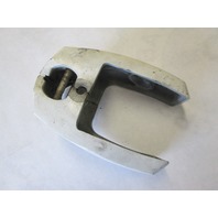 0323108 0323109 Lower Housing Mount Bracket for Evinrude Johnson 20-35 1976-2005