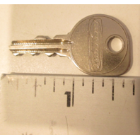 30431132 Mercury Mariner Mercruiser Marine Ignition Switch Key 132