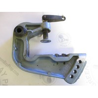 0391945 Evinrude Johnson Outboard Port Stern Transom Bracket 391945 0391421