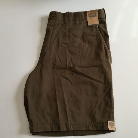 Foundry Shorts NWT 44 Khaki Moss Green Flat Front 10" Inseam