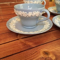 Lot of 4 Wedgwood Queen's Ware Teacup Saucer Sets Cream on Blue Lavender