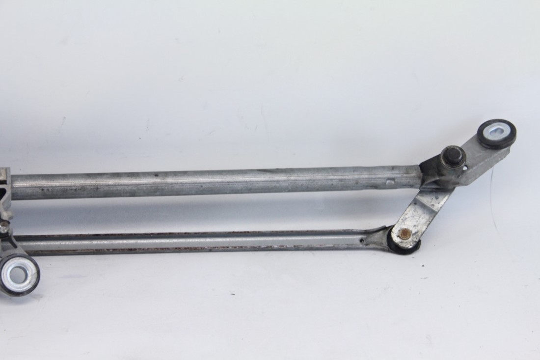 Saab 93 0607 Windshield Wiper Link Motor 12755304 12 755 304 Factory