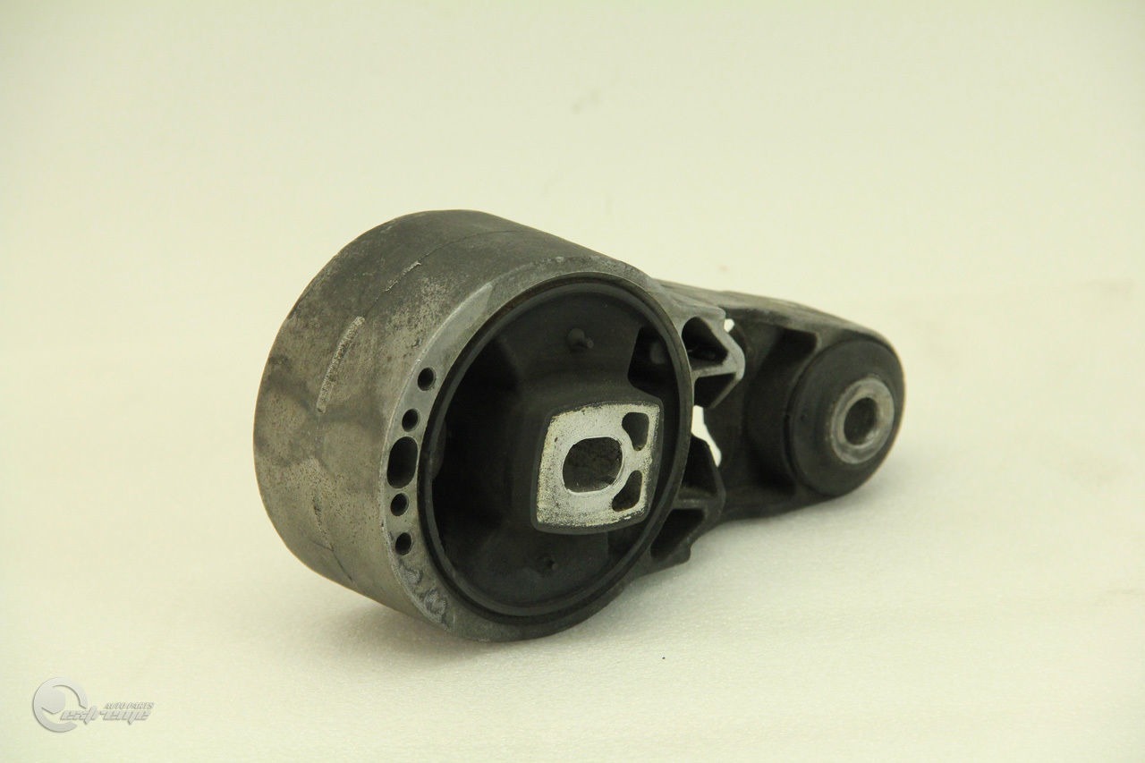 Saab 93 0304 12785099 Torque Strut Rod Engine Mount, Front Lower, OEM