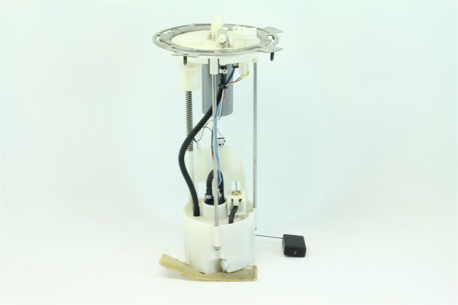 Infiniti QX56 Fuel Filter Gas Pump 17040ZQ60A 04 05 06 07 Extreme