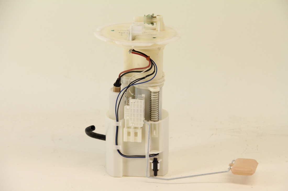 Infiniti FX35 0308 Fuel Filter Gas Pump Assembly 17040CG000, 17040