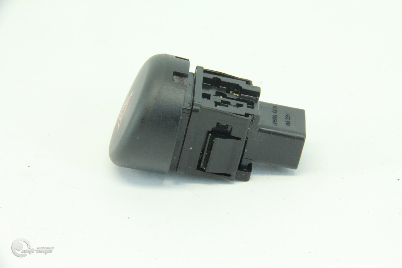 Nissan Juke 1115 Instrument Panel Dashboard Hazard Switch 252901KA0A 2011, 2012, 2013, 2014