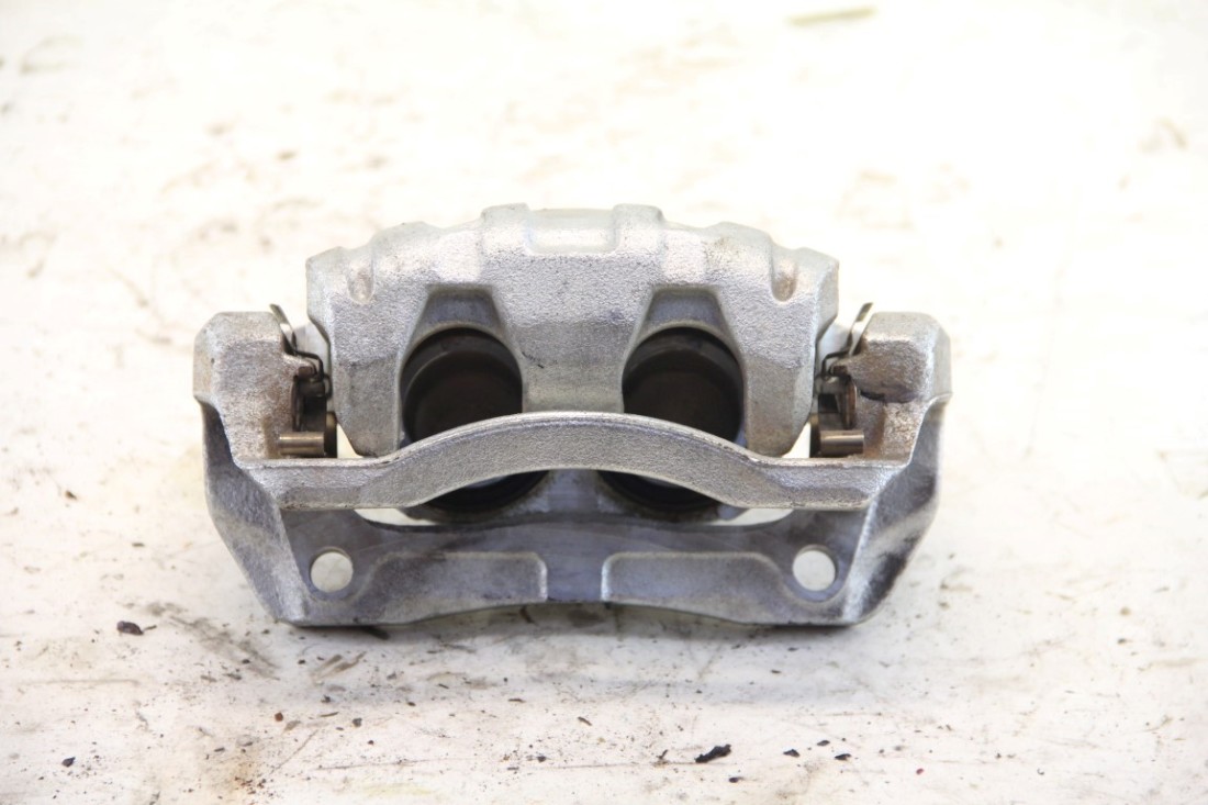 Honda CRV CRV 1216 AWD Front Right Brake Caliper 45018T0GA00, OEM