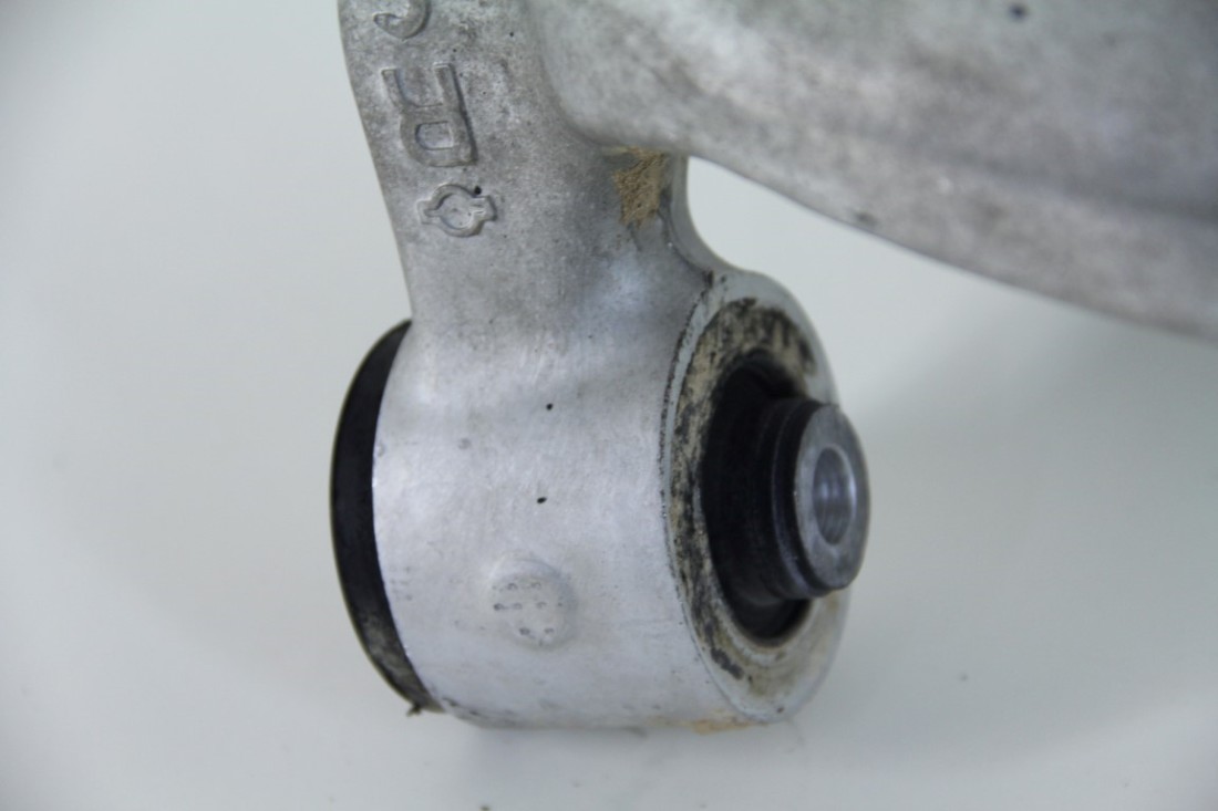 Infiniti G37 Coupe 1213 Front Right Lower Control Arm Suspension 54500