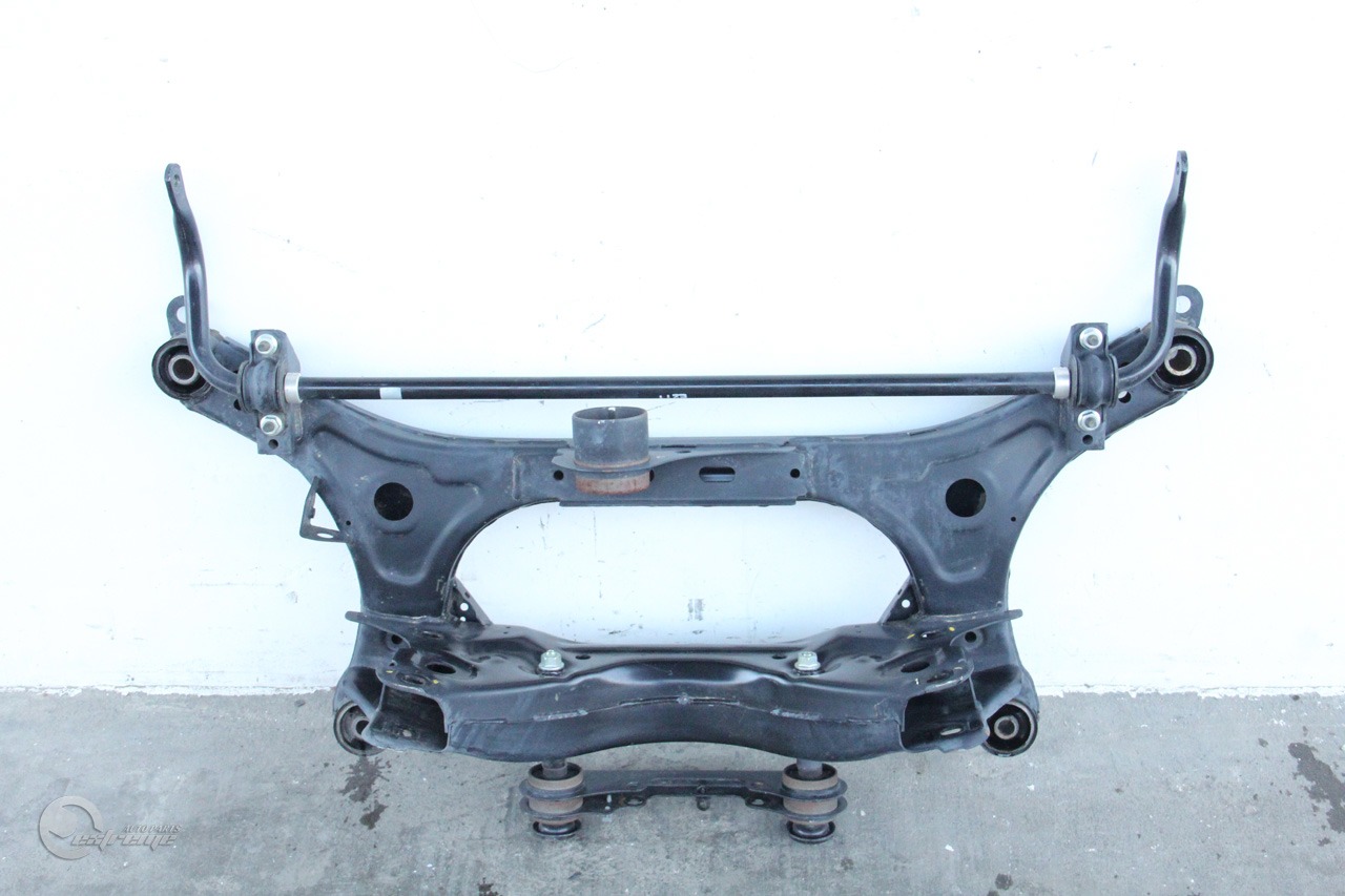 Nissan Juke Rear Suspension automotive wallpaper