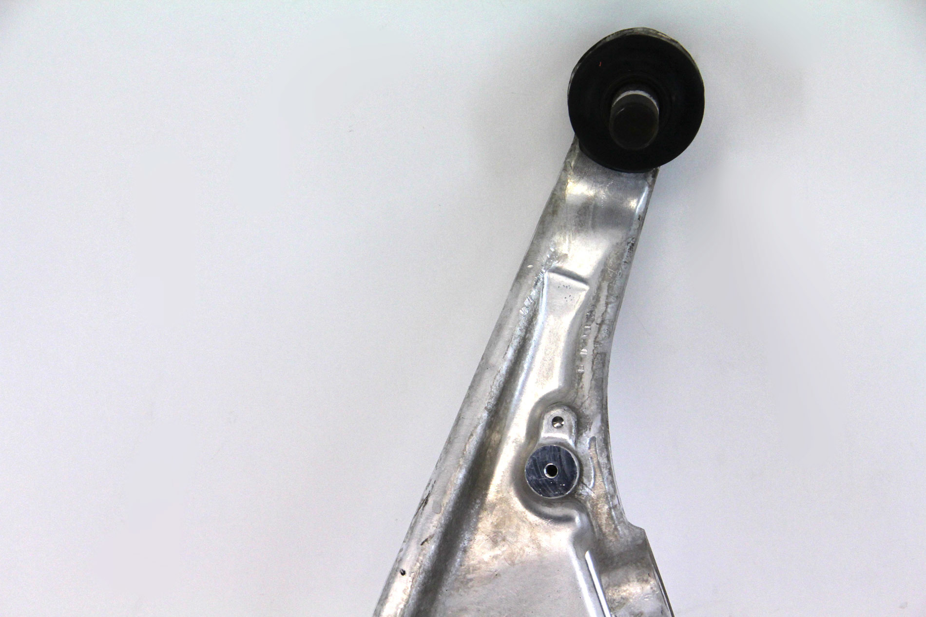 Infiniti QX60 1415 Rear Right/Passenger Upper Control Arm 555013JA0A